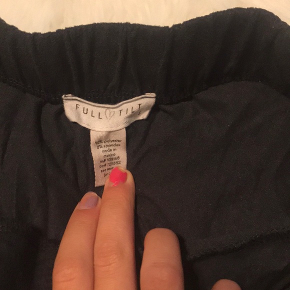 Tillys skirt - Picture 2 of 2